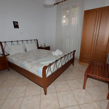 Kostas & Despina Lidia