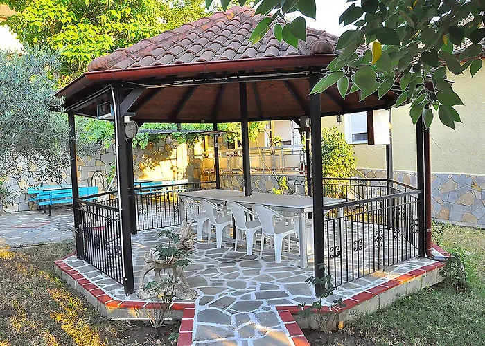 Kostas & Despina Lidia