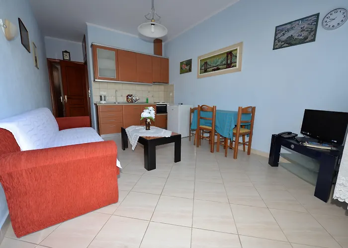 Kostas & Despina Lidia